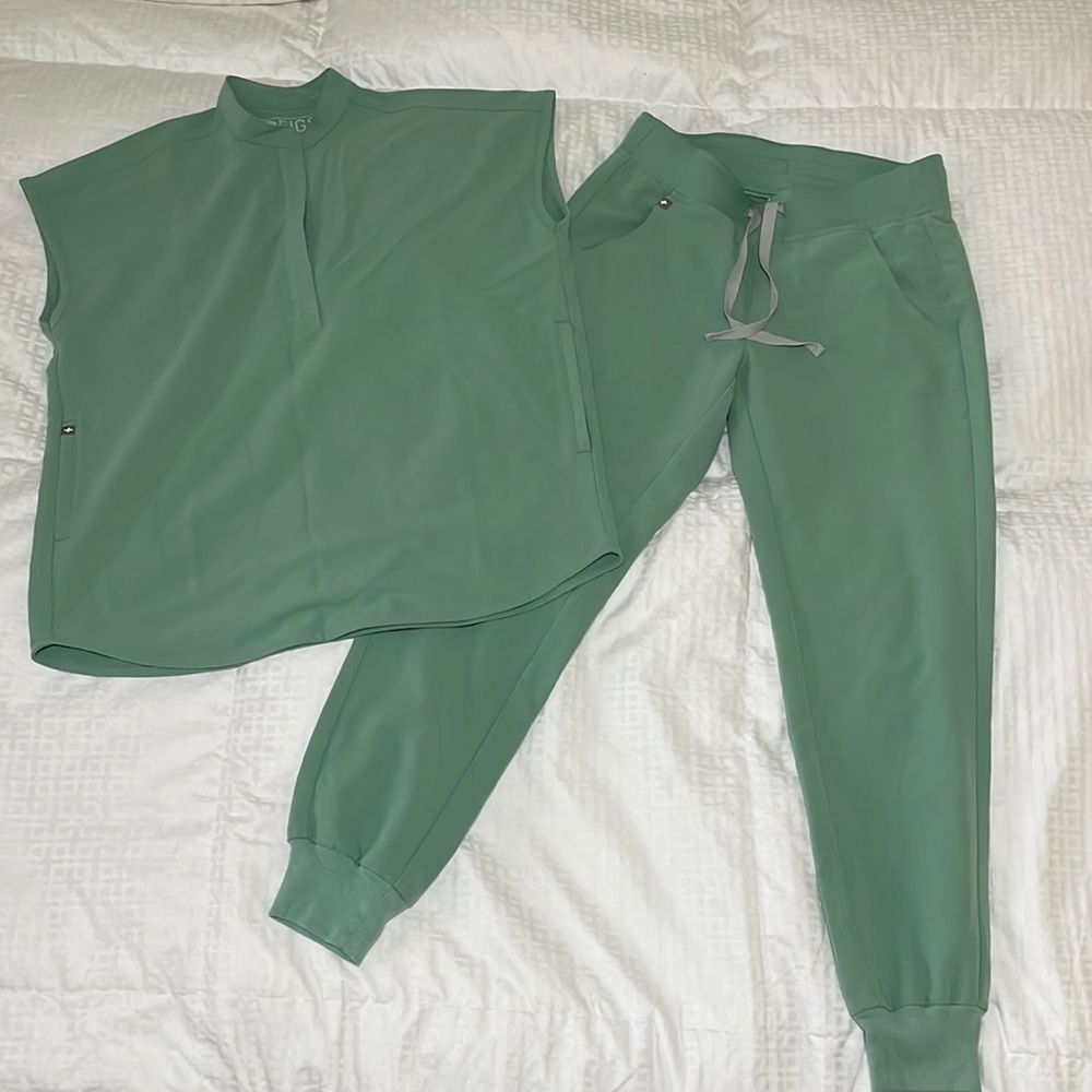 Figs Set - Zamora Joggers XSP & Rafaela Top XXS